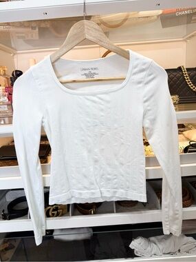 Urban Rebel White Ribbed Long-Sleeve Scoop Top